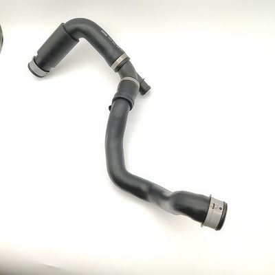 2035015582 Standard Black Upper Lower Radiator Hose For Mercedes Benz C230