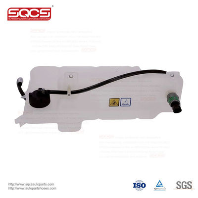 Standard Size 504136607 for IVECO Daily IV 2006 Diesel Engine Coolant Expansion Tank