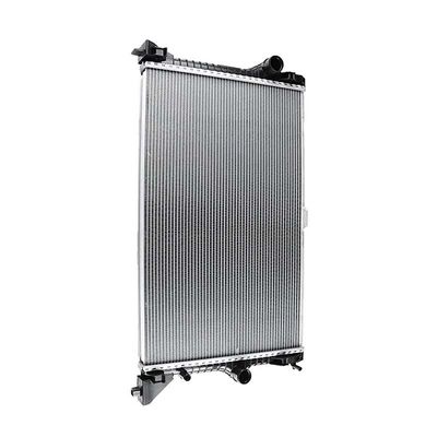 OEM 9065000002 9065000202 SQCS Engine Cooling Aluminum Radiator for Sprinter W907 W907 OE 2006-2013 Auto Parts