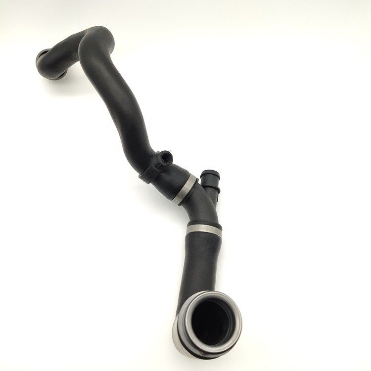 2035015582 Standard Black Upper Lower Radiator Hose For Mercedes Benz C230
